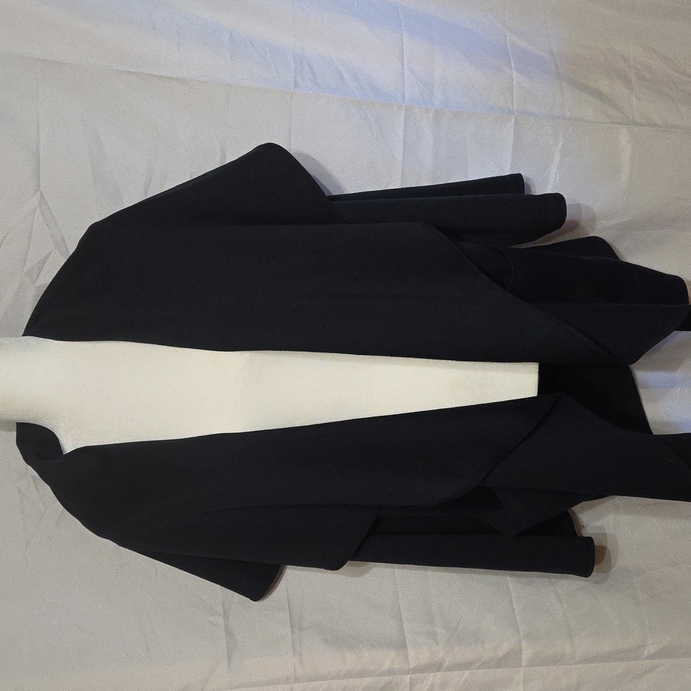 Zonda Nellis Elegant Jacket